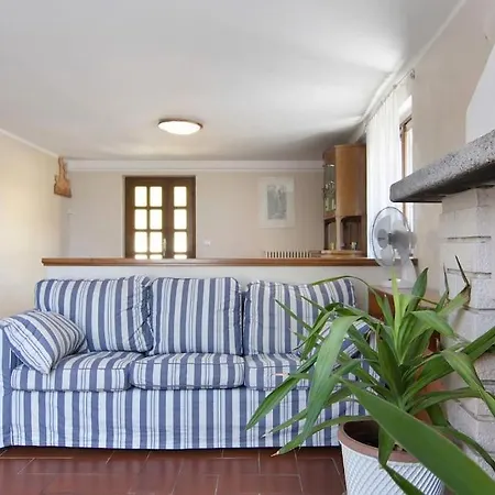 Lägenhet Eden Jacuzzi Pool & Private Parking