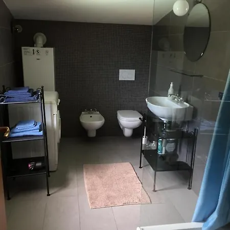 Eden Jacuzzi Pool & Private Parking Апартаменты Домазо